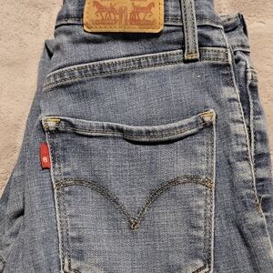 LADIES VINTAGE LEVI STRAUSS 721 HIGH RISE SKINNY SIZE 26 EUC CLASSIC TRENDY NICE